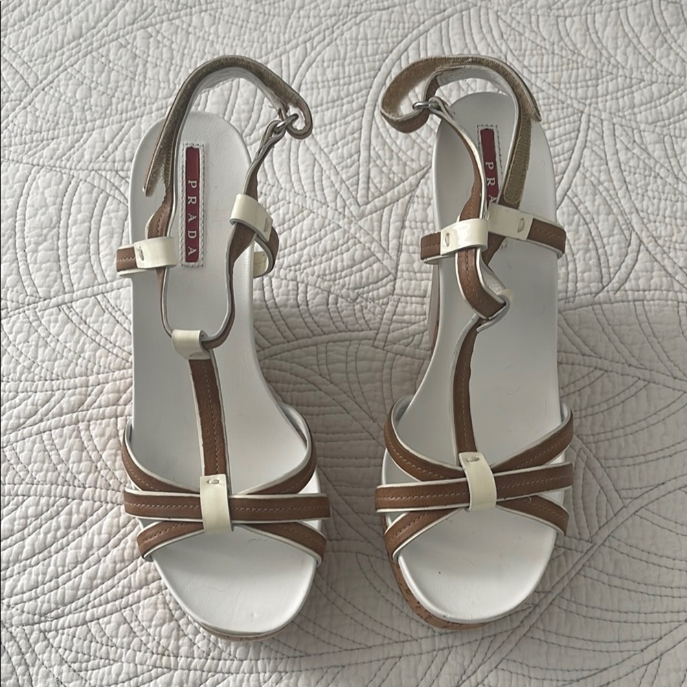 Prada Brown and White Heeled Shoes with Classic Design